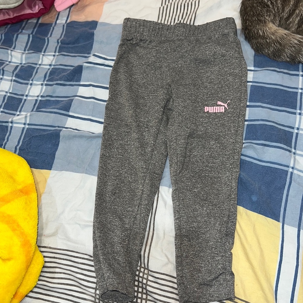 Puma gray leggings. Size 3T. Worn a few times.